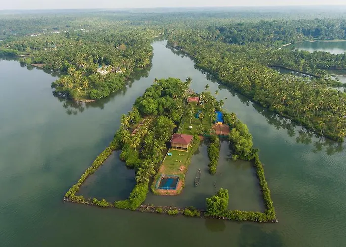 Vinis Farm - A Private Island Stay -Privacy Redefined !!!